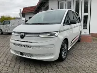 Gebraucht VW Multivan Style 150 PS (110 kW) 2024 Weiß Van / Kleinbus