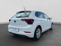 Gebraucht VW Polo Basis 80 PS (58 kW) 2022 Weiß Kleinwagen