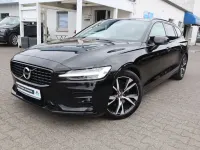 Gebraucht Volvo V60 R-Design 197 PS (144 kW) 2021 Black solid stone Kombi