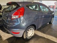 Gebraucht Ford Fiesta Trend 75 PS (55 kW) 2015 Grau