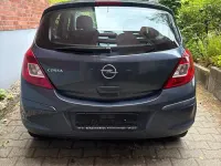 Usado Opel Corsa 80 HP (58 kW) 2009 Azul Citadino