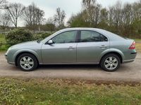 Gebraucht Ford Mondeo Ghia 115 PS (84 kW) 2006 Silber Limousine