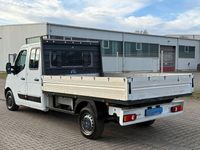 Second-hand Renault Master 125 CP (91 kW) 2011 Alb SUV