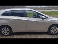 Gebraucht Hyundai i30 110 PS (80 kW) 2016 Silber Kombi