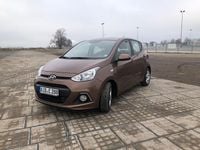 Gebraucht Hyundai i10 Select 67 PS (49 kW) 2016 Braun Kleinwagen