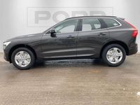 Gebraucht Volvo XC60 Core 197 PS (144 kW) 2023 Platinum grey metallic SUV