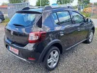 Używany Dacia Sandero Prestige 90 KM (66 kW) 2014 Czarny SUV
