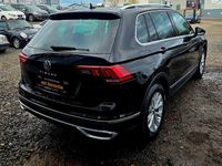 Gebraucht VW Tiguan Elegance 150 PS (110 kW) 2020 Deep black perleffekt (metallic) SUV