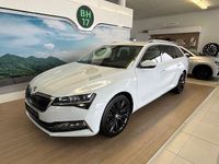 Gebraucht Skoda Superb Style 156 PS (114 kW) 2022 Weiß Kombi