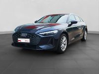 Gebraucht Audi A5 Comfort 204 PS (150 kW) 2025 Blau Kombi