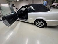 Gebraucht BMW 325 192 PS (141 kW) 2001 Weiß Cabrio