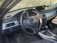 Gebraucht BMW 320 184 PS (135 kW) 2011 Limousine