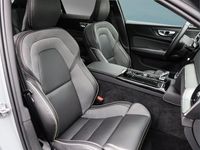 Gebraucht Volvo V60 Ultra 253 PS (186 kW) 2024 Grau Kombi