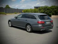 Gebraucht Mercedes E220 194 PS (142 kW) 2019 Andere farben Kombi