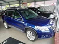 gebraucht VW Tiguan 2.0 TDI DSG Team 4Motion /AHK/Pano/Standhzg./Met.