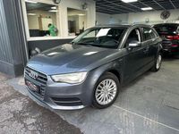 Gebraucht Audi A3 Ambiente 110 PS (80 kW) 2014 Grau Limousine
