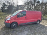 Gebraucht Opel Vivaro 90 PS (66 kW) 2009 Rot Van / Kleinbus