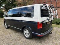 Second-hand VW Multivan Highline 204 CP (150 kW) 2017 Albastru Monovolum