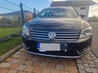 Gebraucht VW Passat Highline 140 PS (102 kW) 2013 Schwarz Kombi