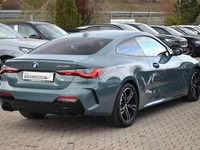 Gebraucht BMW 440 374 PS (275 kW) 2025 Cape york grün metallic Coupé