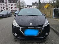 Gebraucht Peugeot 208 82 PS (60 kW) 2012 Schwarz Kleinwagen