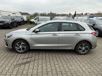 Gebraucht Hyundai i30 116 PS (85 kW) 2021 Silber Limousine