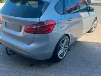 Gebraucht BMW 218 150 PS (110 kW) 2015 Silber Van / Kleinbus