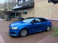 Gebraucht Audi A3 Comfort 190 PS (139 kW) 2018 Blau Limousine