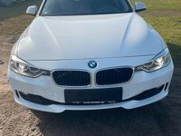Gebraucht BMW 325 218 PS (160 kW) 2014 Weiß Kombi