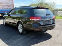 Gebraucht VW Passat Trendline 120 PS (88 kW) 2016 Schwarz Kombi