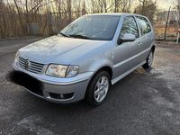 Gebraucht VW Polo 75 PS (55 kW) 2001 Silber Kleinwagen