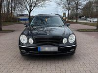 Gebraucht Mercedes E280 231 PS (169 kW) 2005 Schwarz Limousine
