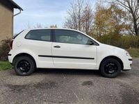 Gebraucht VW Polo Trendline 60 PS (44 kW) 2008 Weiß Limousine