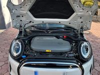 Gebraucht Mini Cooper SE 135 kW (184 PS) 2021 Silber Kleinwagen