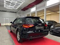 Gebraucht Audi A3 Attraction 125 PS (91 kW) 2016 Schwarz Limousine