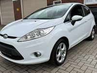 gebraucht Ford Fiesta Titanium Klima AHK TÜV 10/25 Finanz. möglich