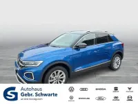 Gebraucht VW T-Roc Style 150 PS (110 kW) 2025 Blau SUV