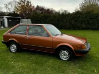 Gebraucht Mazda 323 60 PS (44 kW) 1981 Gold Limousine