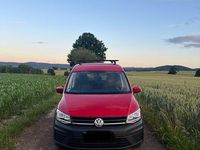Gebraucht VW Caddy Trendline 150 PS (110 kW) 2018 Rot Van / Kleinbus