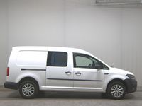 Second-hand VW Caddy 102 CP (75 kW) 2020 Alb Monovolum