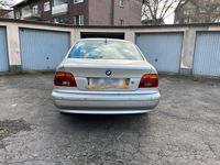 Gebraucht BMW 525 Basis 163 PS (119 kW) 2002 Silber Limousine