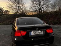 Gebraucht BMW 316 M Sport 116 PS (85 kW) 2011 Schwarz Limousine
