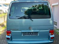 Second-hand VW T4 102 CP (75 kW) 2000 Verde Van