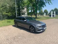 Gebraucht Mercedes C300e Exclusive 194 PS (142 kW) 2020 Grau Kombi