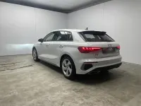 Gebraucht Audi A3 S-Line 116 PS (85 kW) 2024 Gletscherweiß (metallic) Limousine