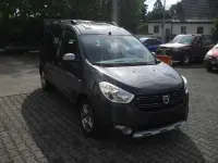 Gebraucht Dacia Dokker Stepway 131 PS (96 kW) 2020 Kometengrau (metallic) Van / Kleinbus
