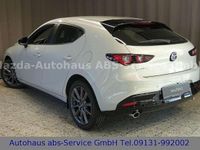 Neu Mazda 3 Center-Line 140 PS (102 kW) 2026 Grau Limousine