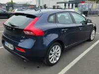 Usata Volvo V40 Momentum 150 CV (110 kW) 2013 Blu Berlina