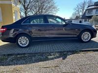 Gebraucht Mercedes E200 Elegance 184 PS (135 kW) 2010 Braun Limousine