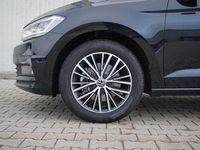 Neu VW Touran 150 PS (110 kW) 2026 Grenadillschwarz metallic Van / Kleinbus